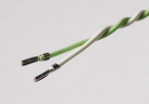 FC900302 UTP Ethernet Cable (FLR9Y, length 2m) thumbnail 2